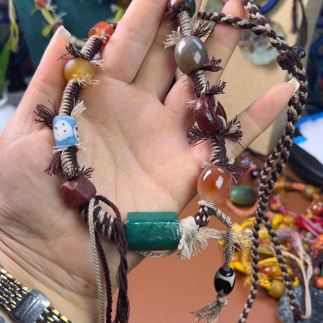 玛瑙/玉髓颈饰未镶嵌