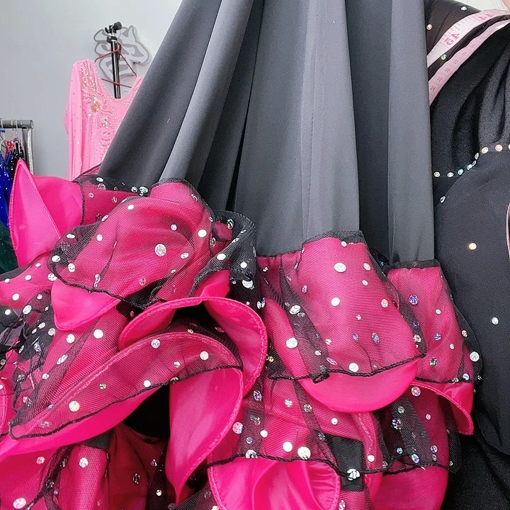 交谊舞的舞蹈动作和