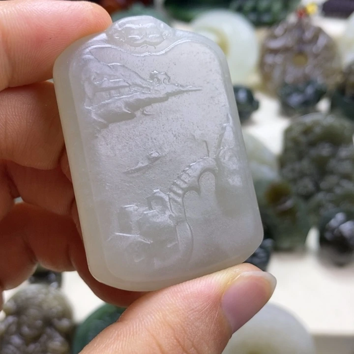 和田玉未镶嵌颈饰