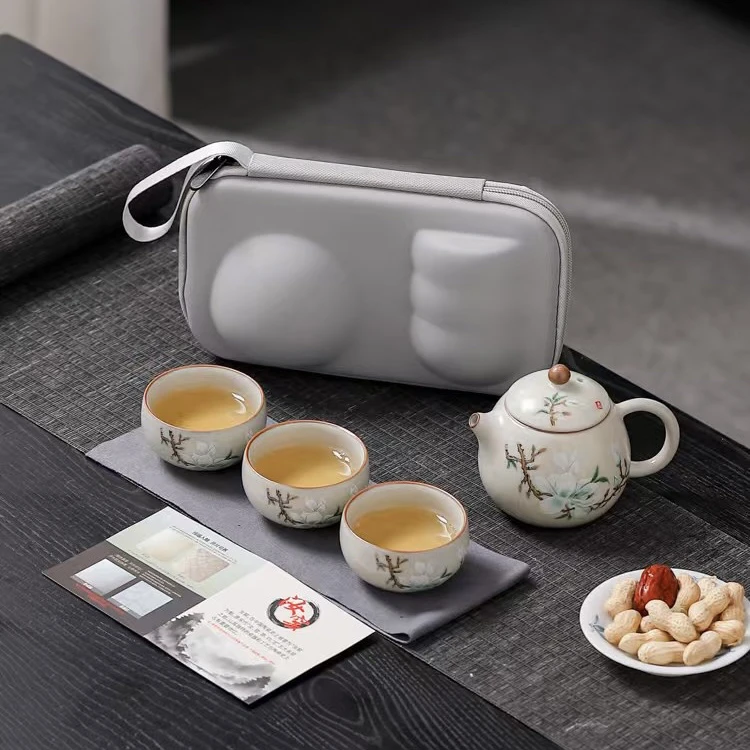 C24 旅行茶具套装玉兰花一壶三杯