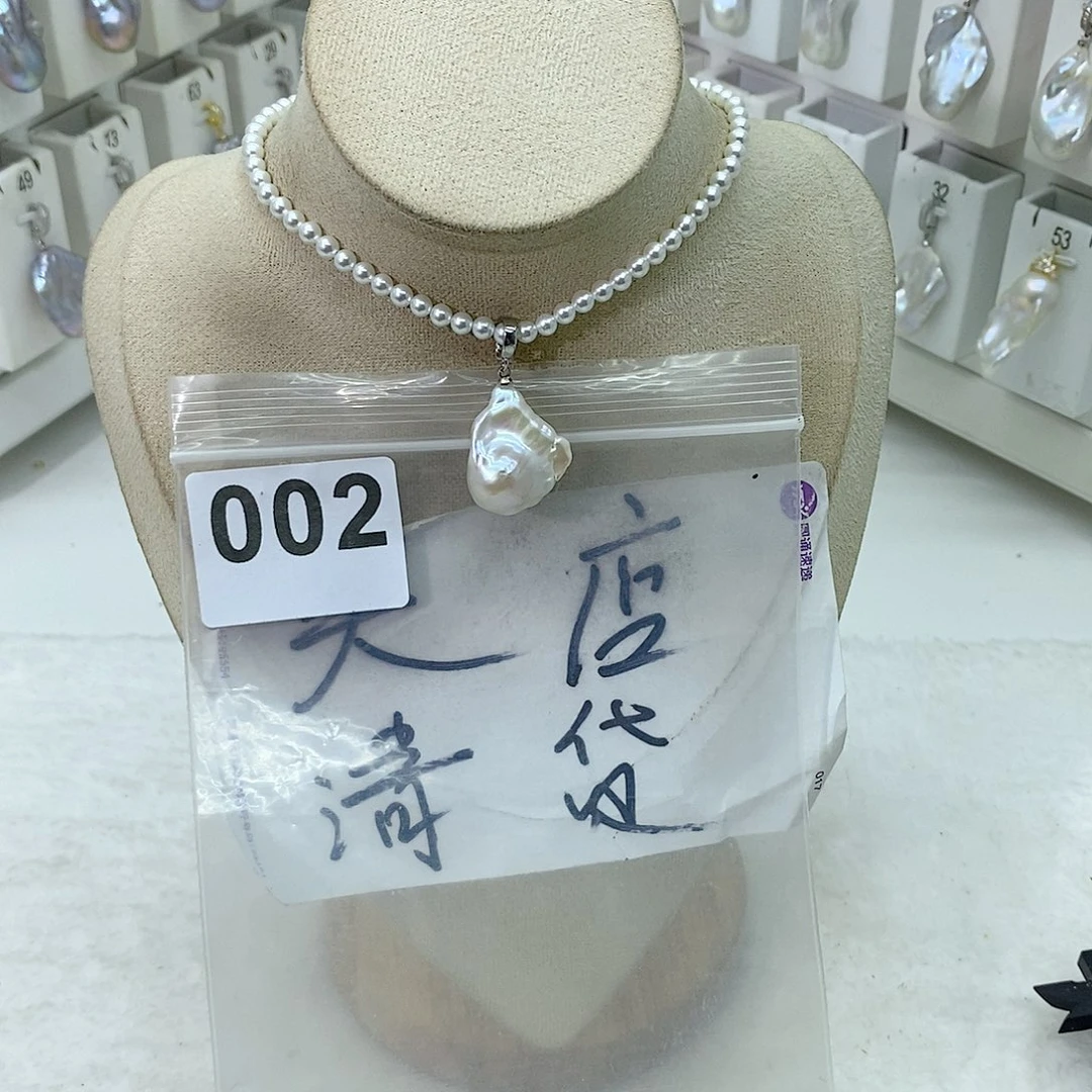 淡水珍珠颈饰合金