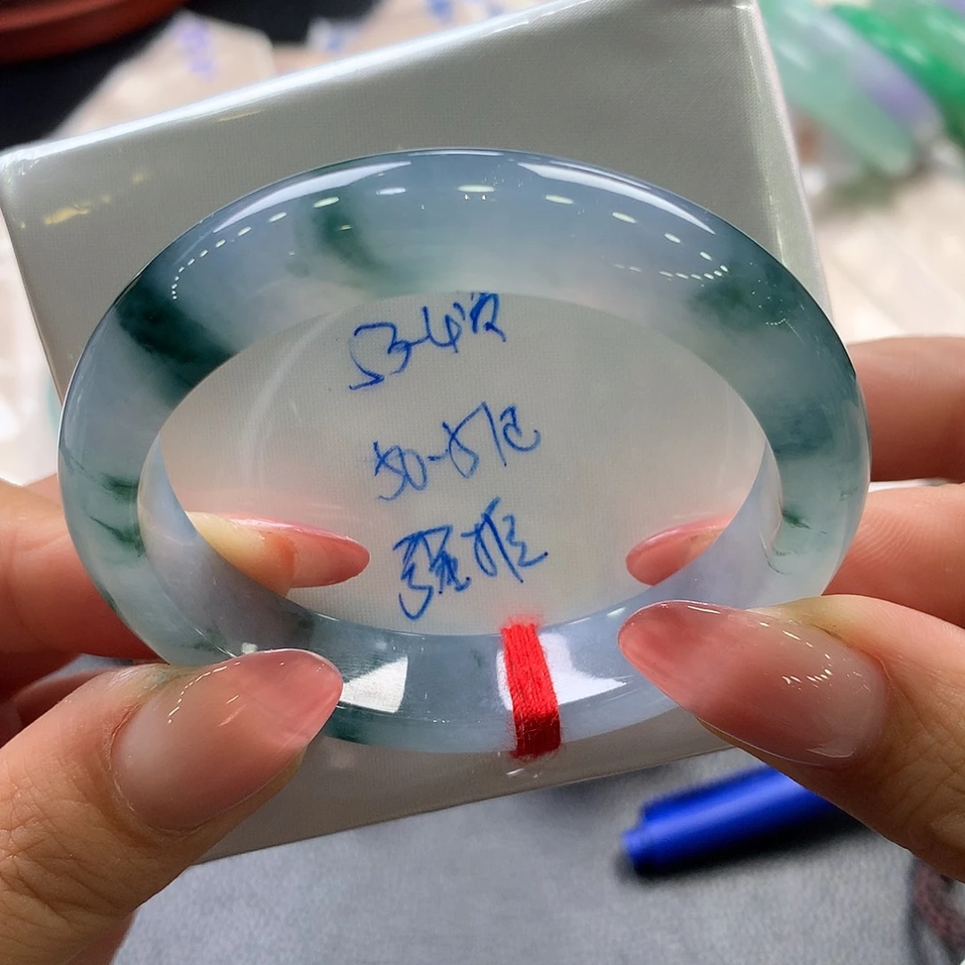 翡翠手镯未镶嵌53.4贵妃