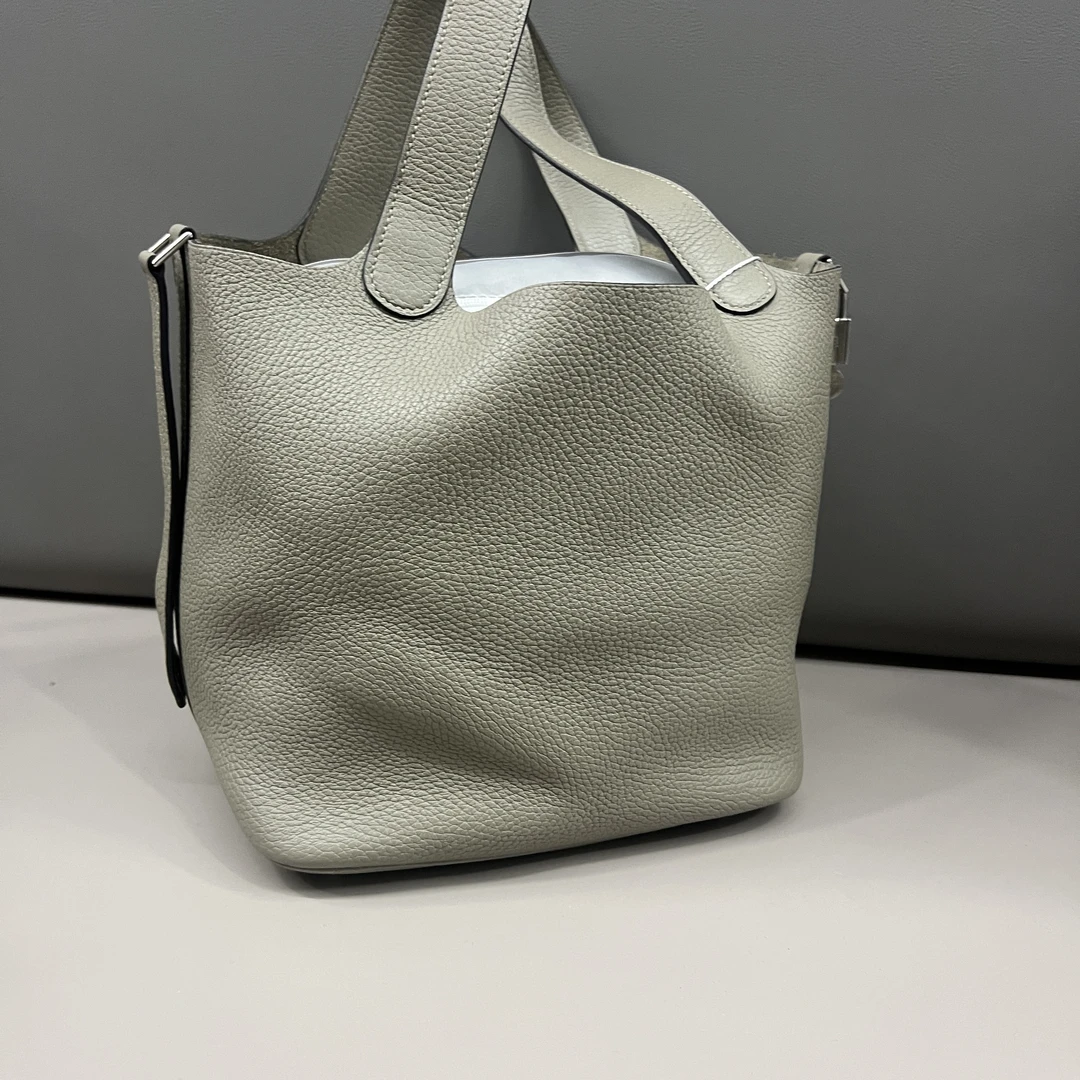 99新 Hermes/爱马仕 【文子姐专属】F1233/鼠尾草绿22菜篮子包/FB