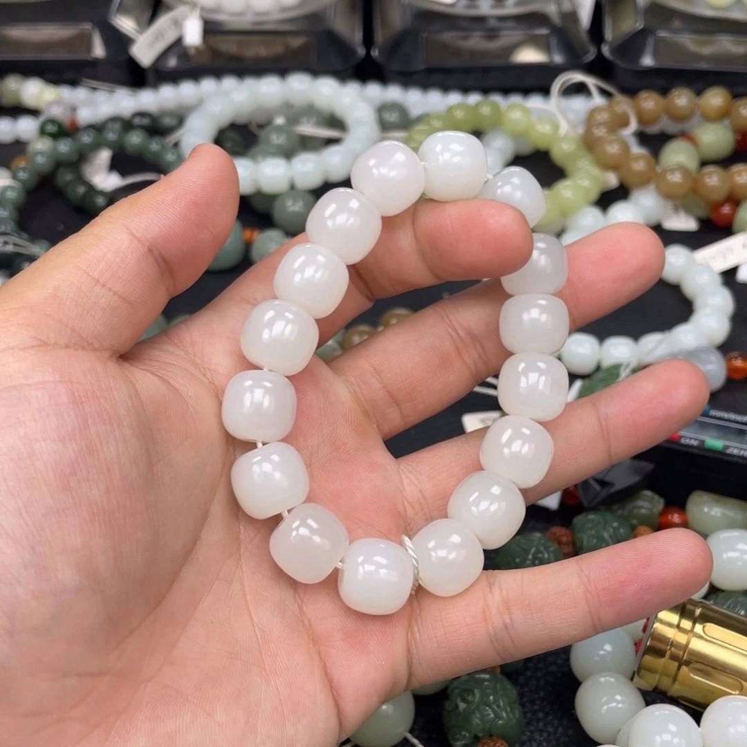 和田玉未镶嵌手链