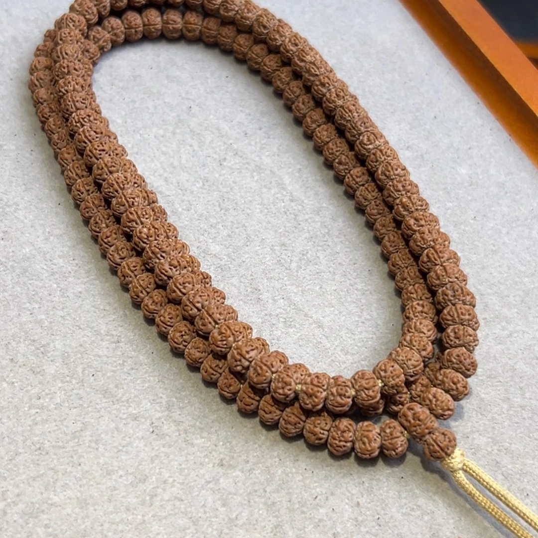 ****。金刚菩提吊坠定制凹底梅花108、7+