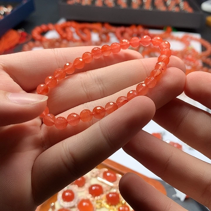 南红玛瑙未镶嵌手链