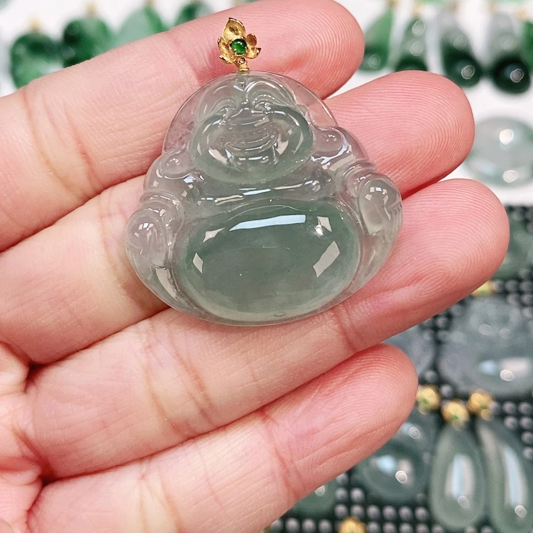 翡翠颈饰18K金镶嵌吊坠