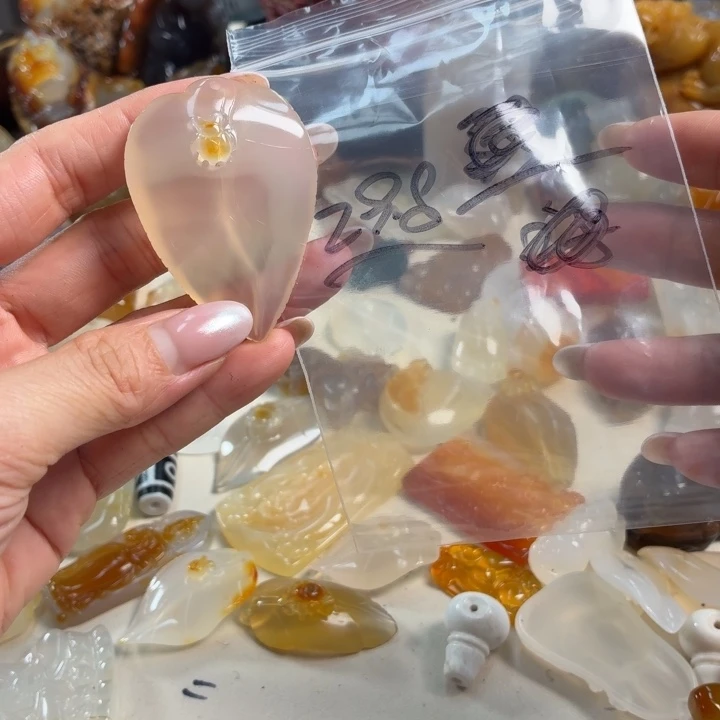 未镶嵌吊坠(不含链)玛瑙/玉髓