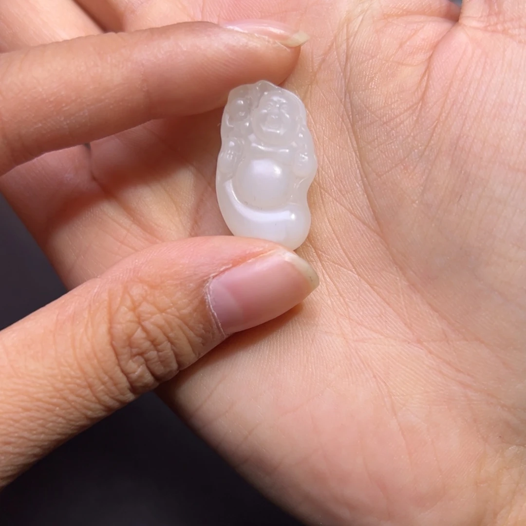 和田玉未镶嵌车挂