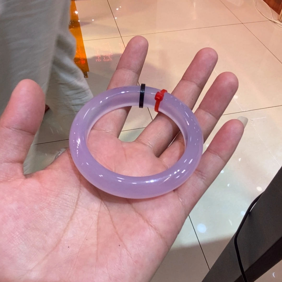 玛瑙/玉髓手镯未镶嵌只*