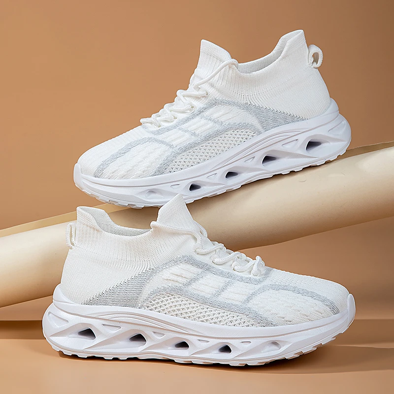 百搭潮流袜子鞋情侣款一脚蹬透气飞织运动潮鞋时尚轻便休闲网面鞋