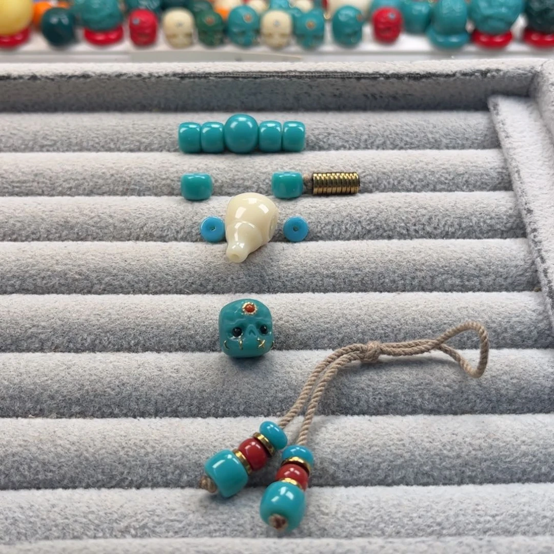 琉璃颈饰海**崔琉璃配饰