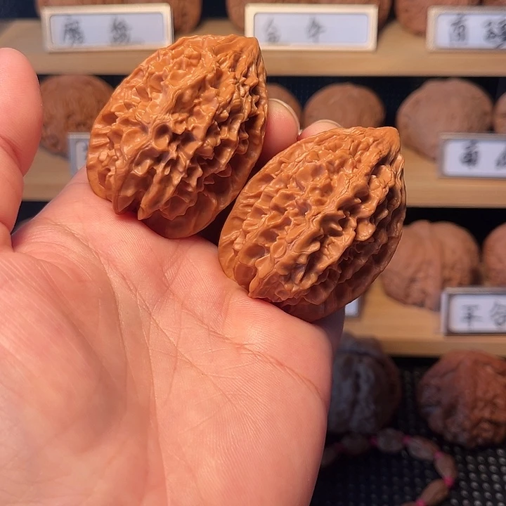 核桃39招财鼠。
