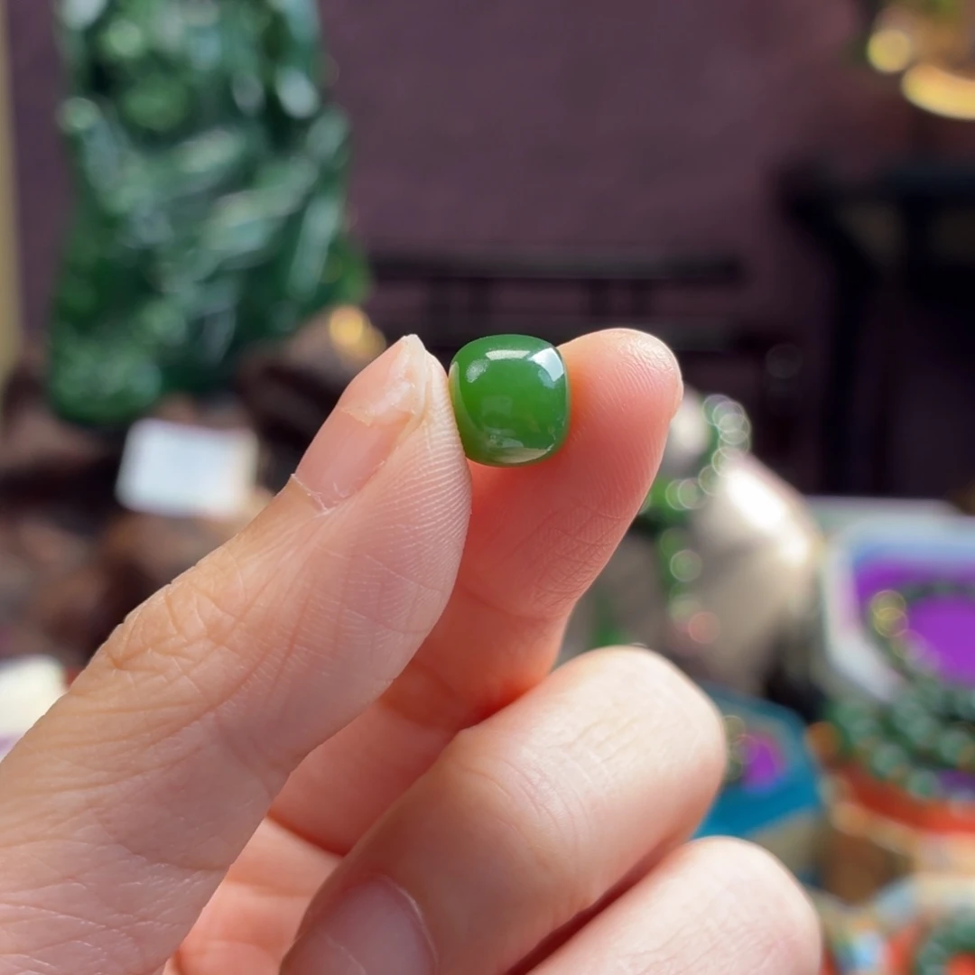 和田玉（碧玉）未镶嵌珠宝半成品