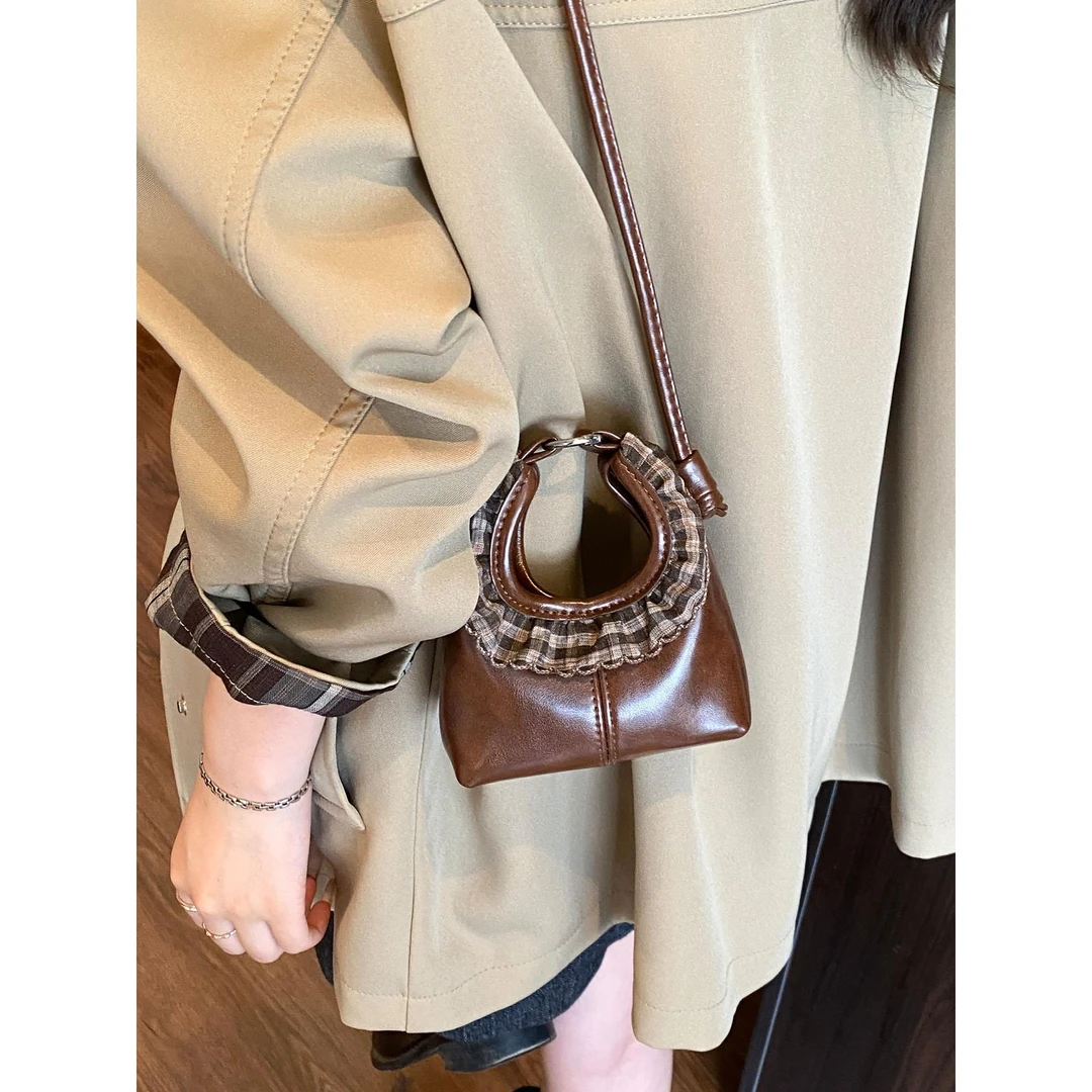 可爱迷你饺子包秋冬覆古2025新款女式百搭韩版ins小众手提单肩包