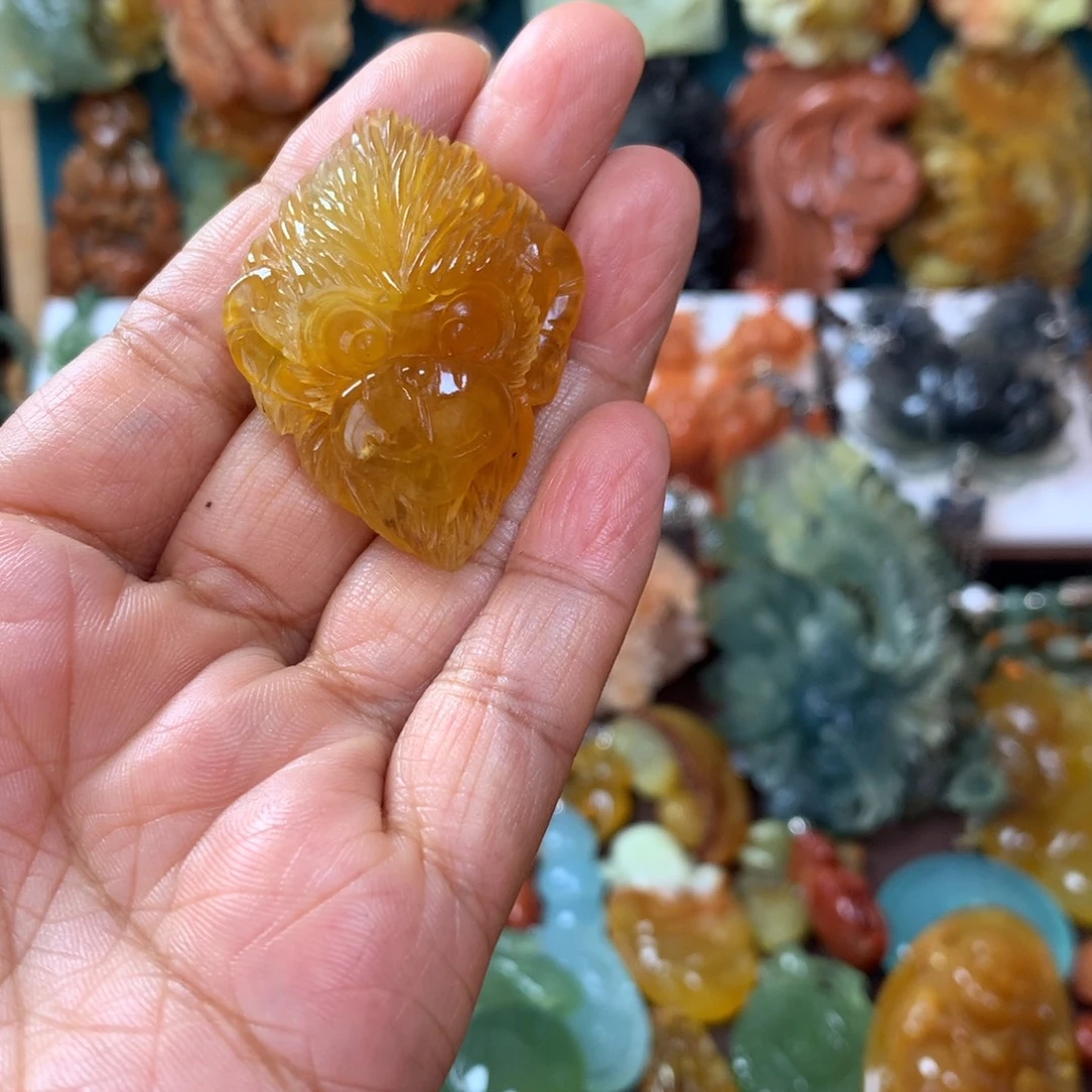 蛇纹石玉未镶嵌挂坠