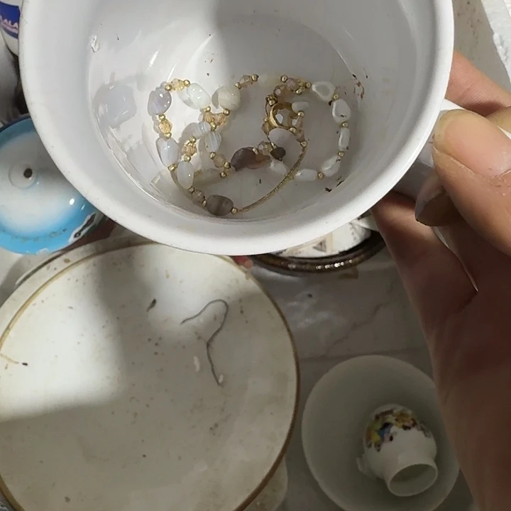 小***呀扇子bcdbdbdbxbxbxv