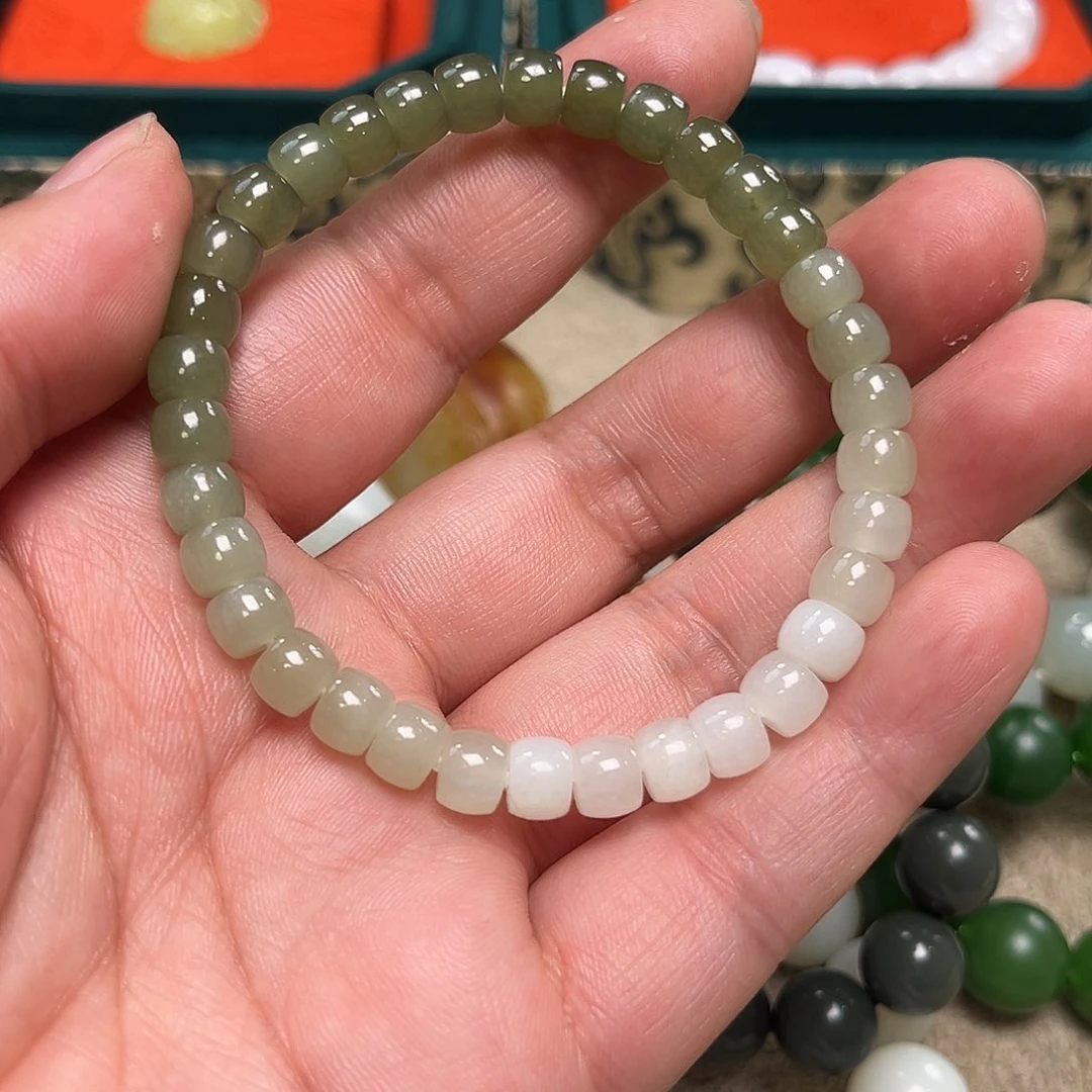 未镶嵌和田玉手链