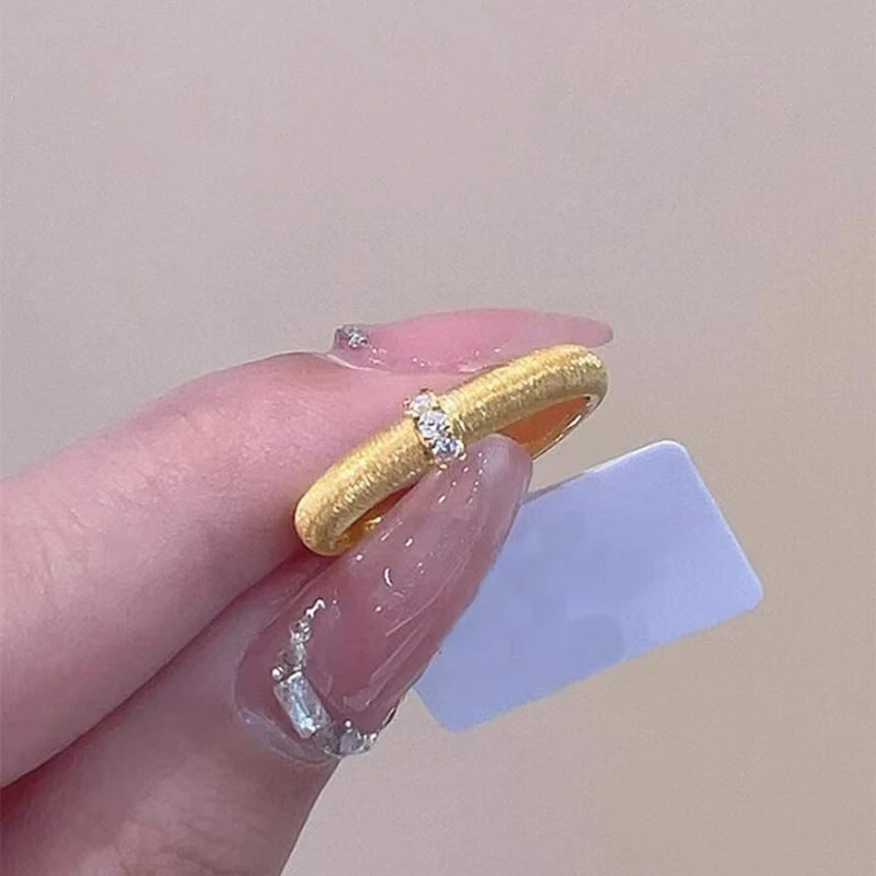 铜合金锆石戒指 新款中古拉丝闪钻戒指法式轻奢高级设计感小众