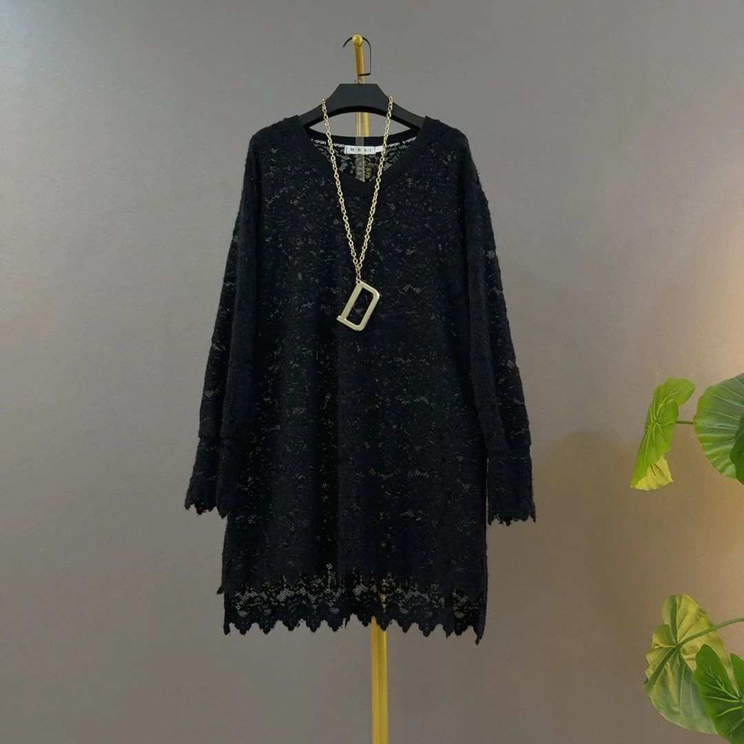 秋冬新款洋气百搭款纯色V领宽松开叉蕾丝遮肉显瘦大码中长款上衣