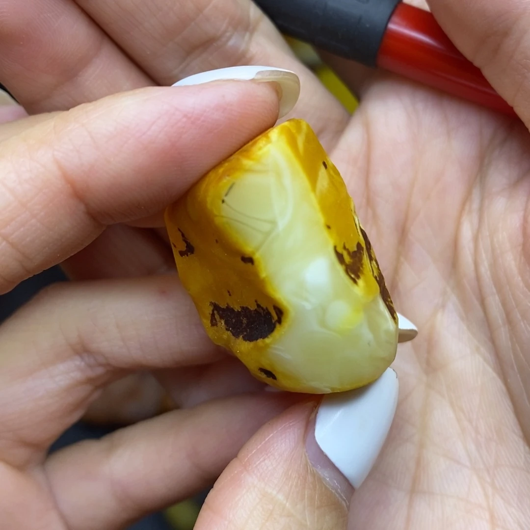 未镶嵌定制蜜蜡胖