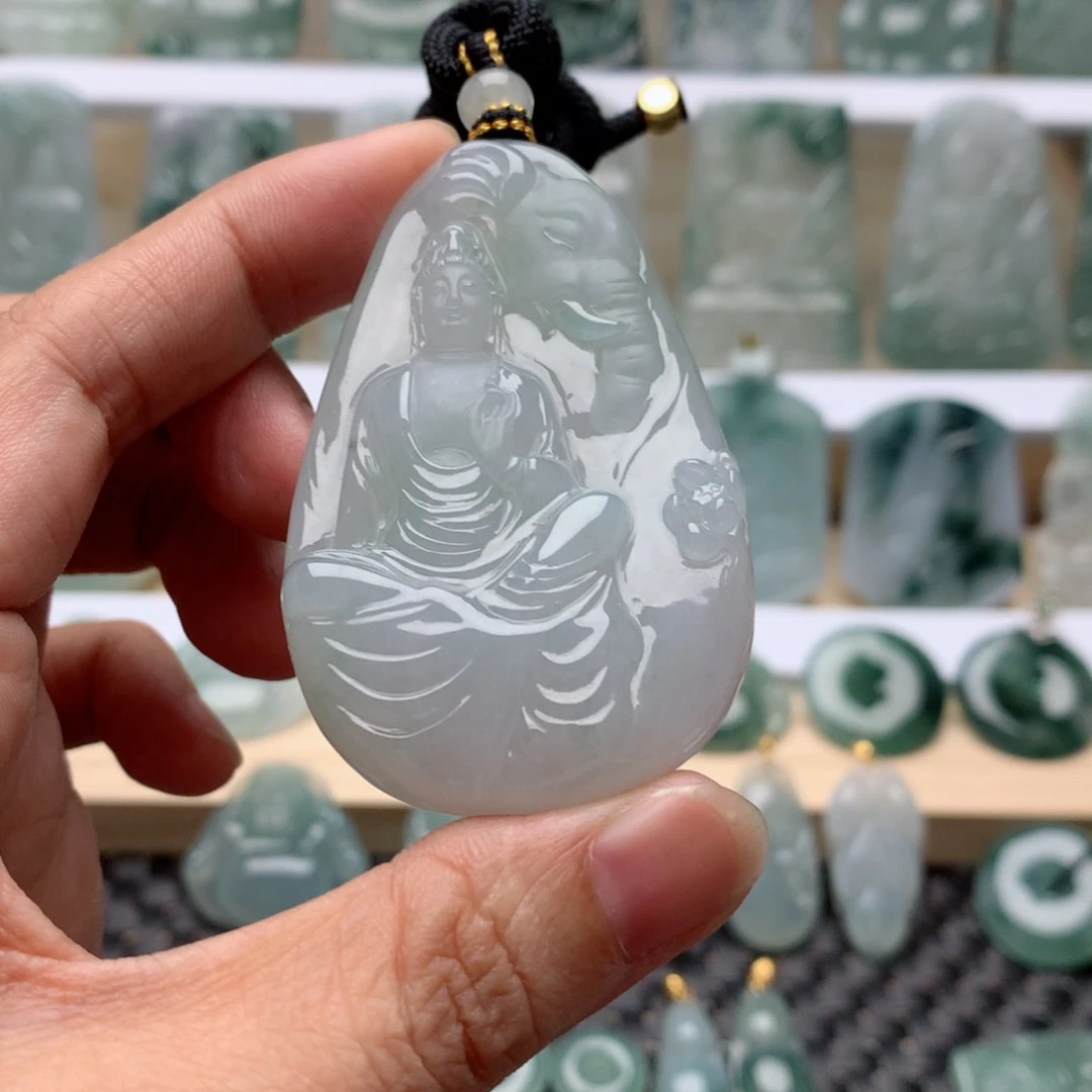 高***水翡翠未镶嵌颈饰普贤
