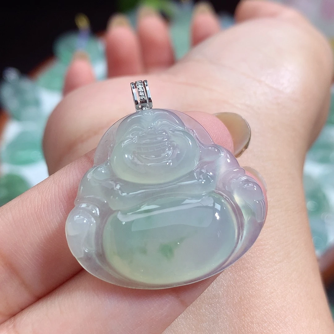 翡翠未镶嵌颈饰佛公