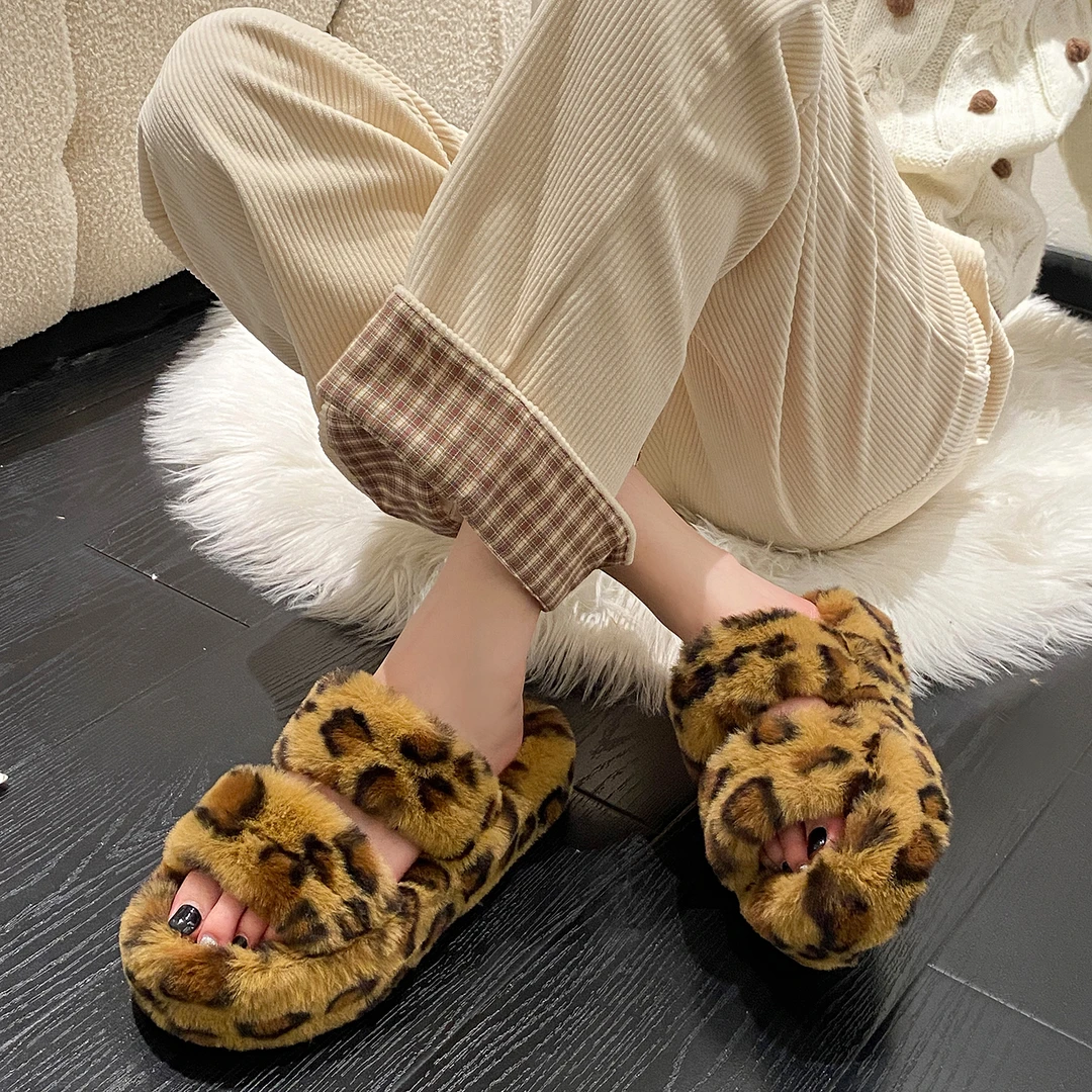 2025新款豹纹毛毛拖鞋女款秋冬季时尚百搭外穿保暖舒适毛茸棉拖鞋