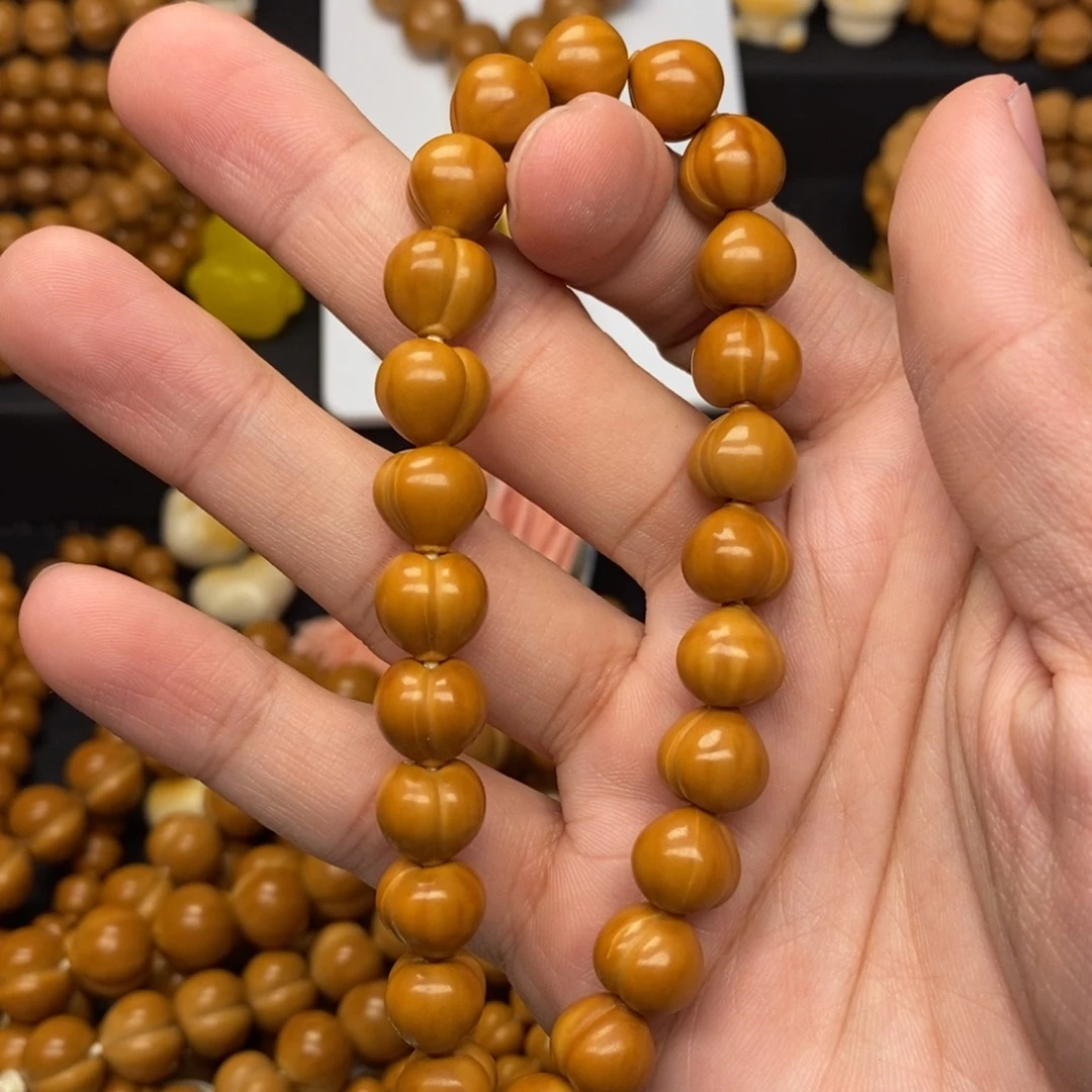 小***熊吊坠猴头核桃猴头核桃微瑕屁桃