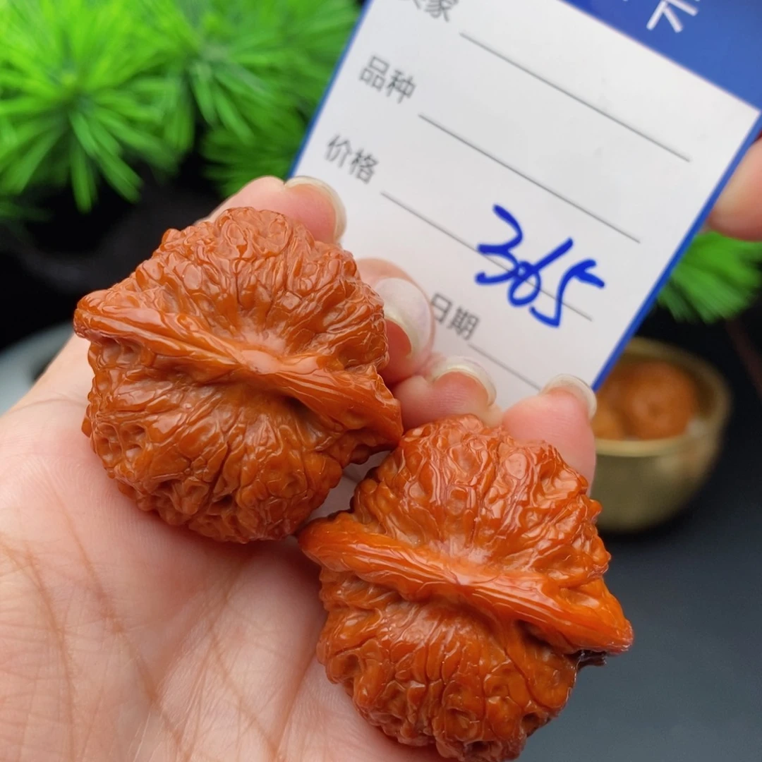 文玩核桃把件37血麒麟365