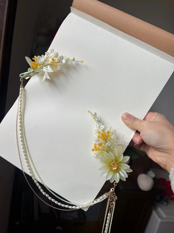 【知春】全新手工琉璃古风发饰发夹款发簪，琉璃花瓣精致，佩戴稳固。