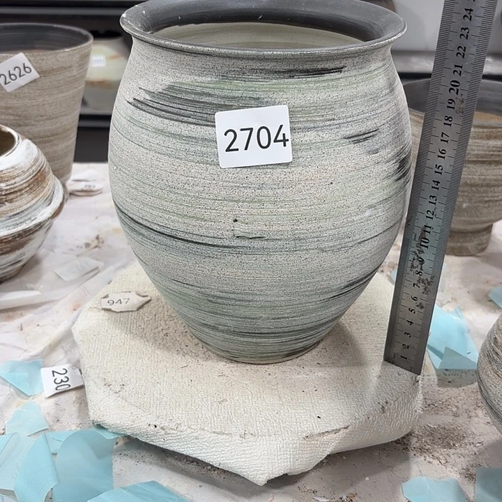 摆件2704，有孔景德镇