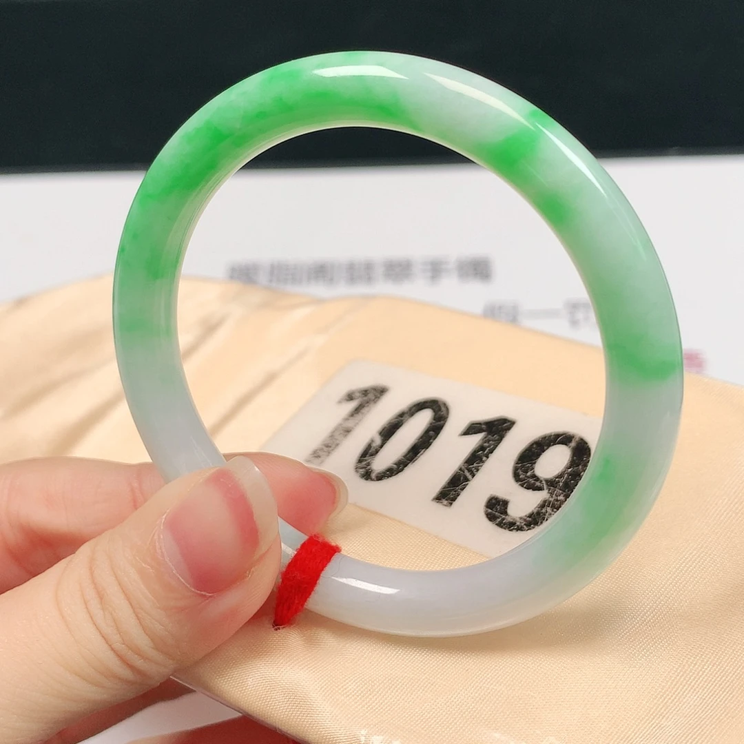 翡翠未镶嵌手镯1019