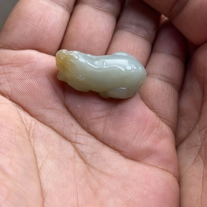 【闪购商品】颈饰未镶嵌和田玉