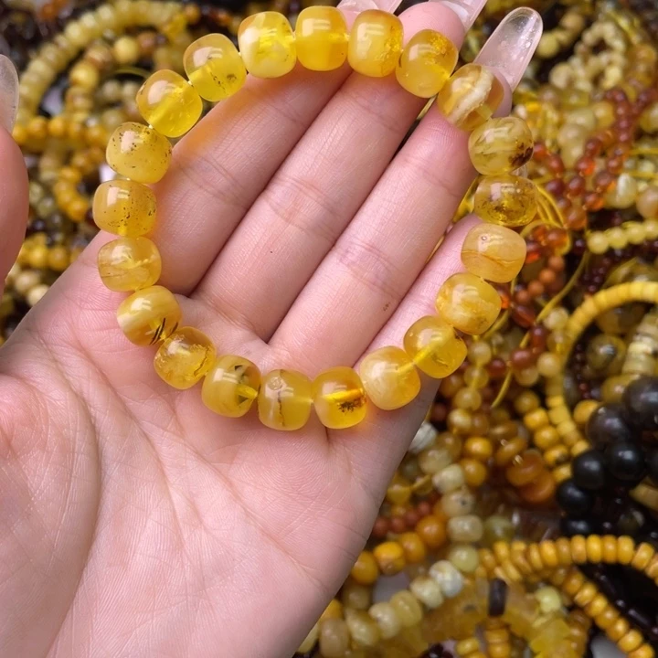 用***户非金属意臻天然珠宝手串