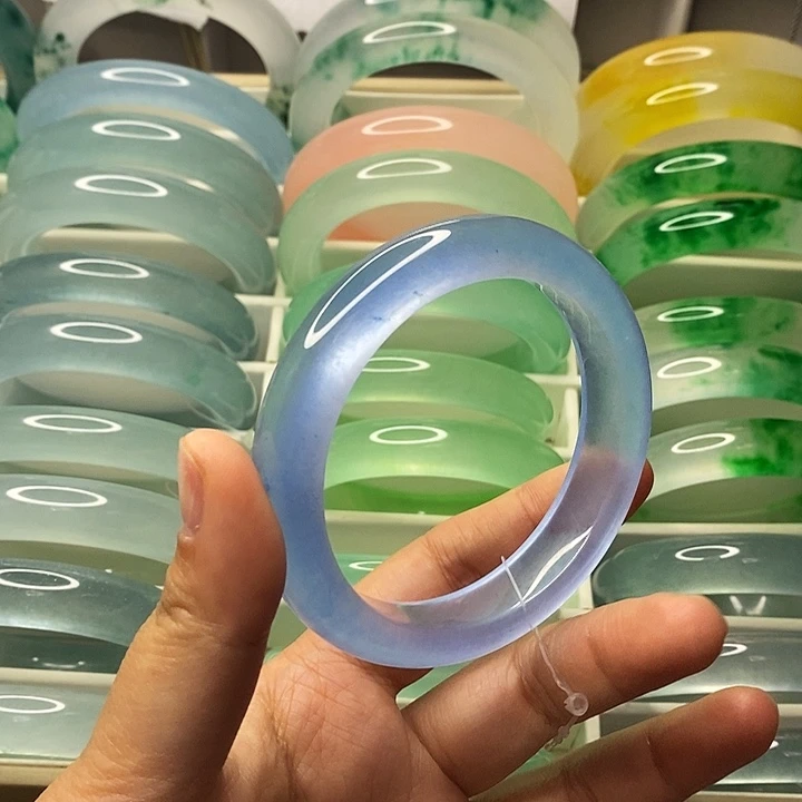 石英质玉未镶嵌手镯