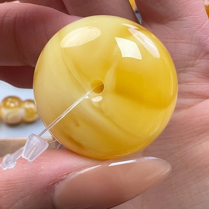 蜜蜡未镶嵌珠宝奇石