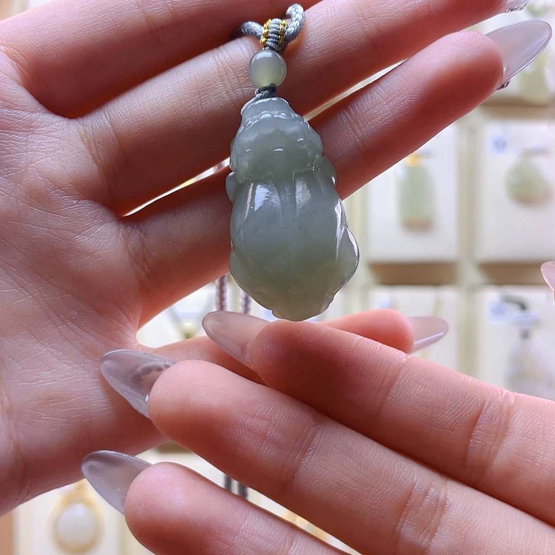 和田玉吊坠(赠链)未镶嵌芓*