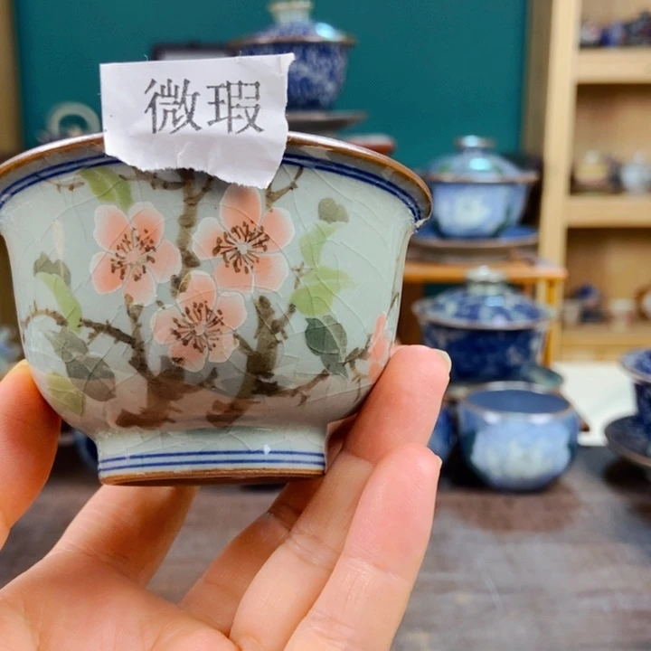 瓷片手工制作工艺精湛等