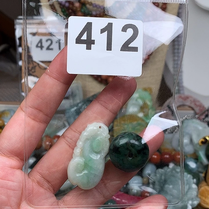 翡翠未镶嵌颈饰紫**主翡翠