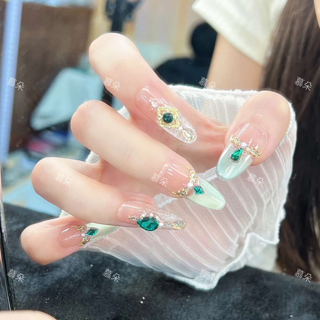 【阿拉丁】纯手工穿戴甲气质显白轻奢美甲十片装