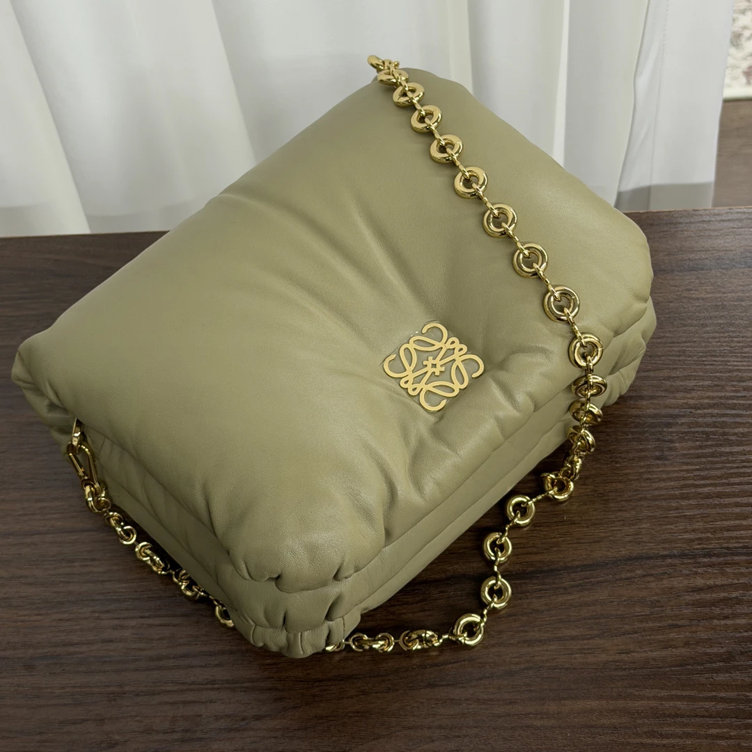 95新 LOEWE/罗意威 chillvTg /单肩包