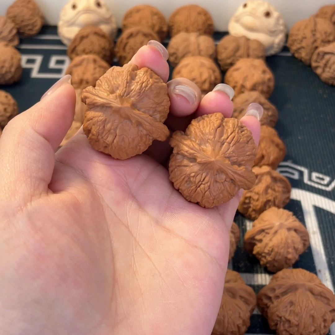 文玩核桃吊坠龙门柱38