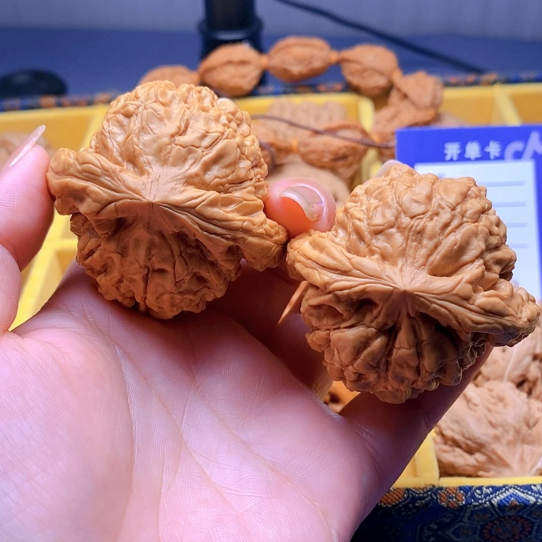 【闪购商品】文玩核桃把件文玩核桃把件