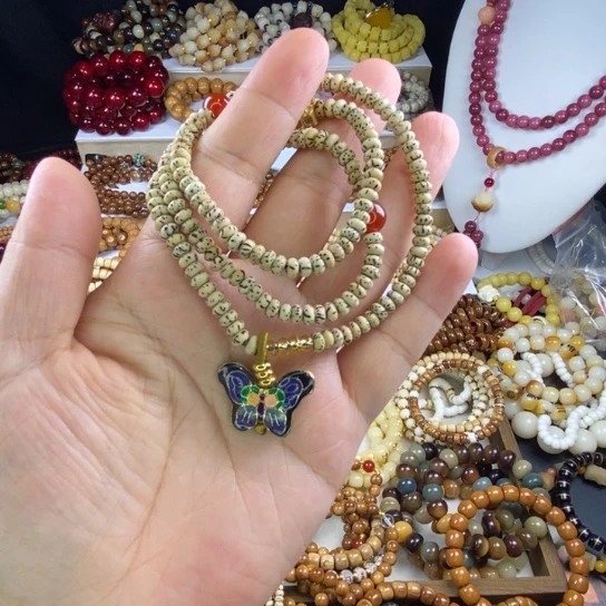 星月菩提吊坠星月菩提多圈蝴蝶