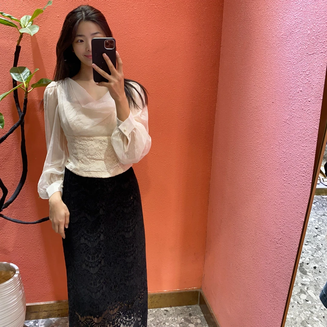 （默茗服装）荡领蕾丝纱纱袖上衣