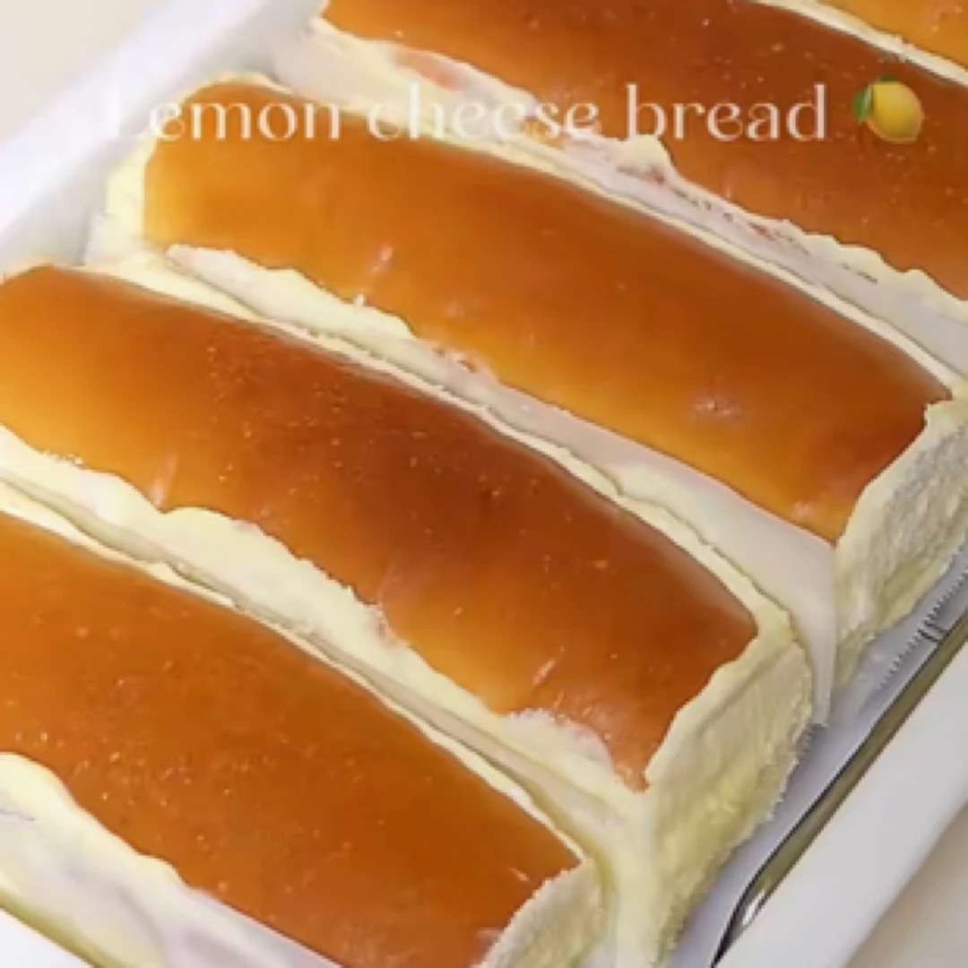 柠檬乳酪面包两根