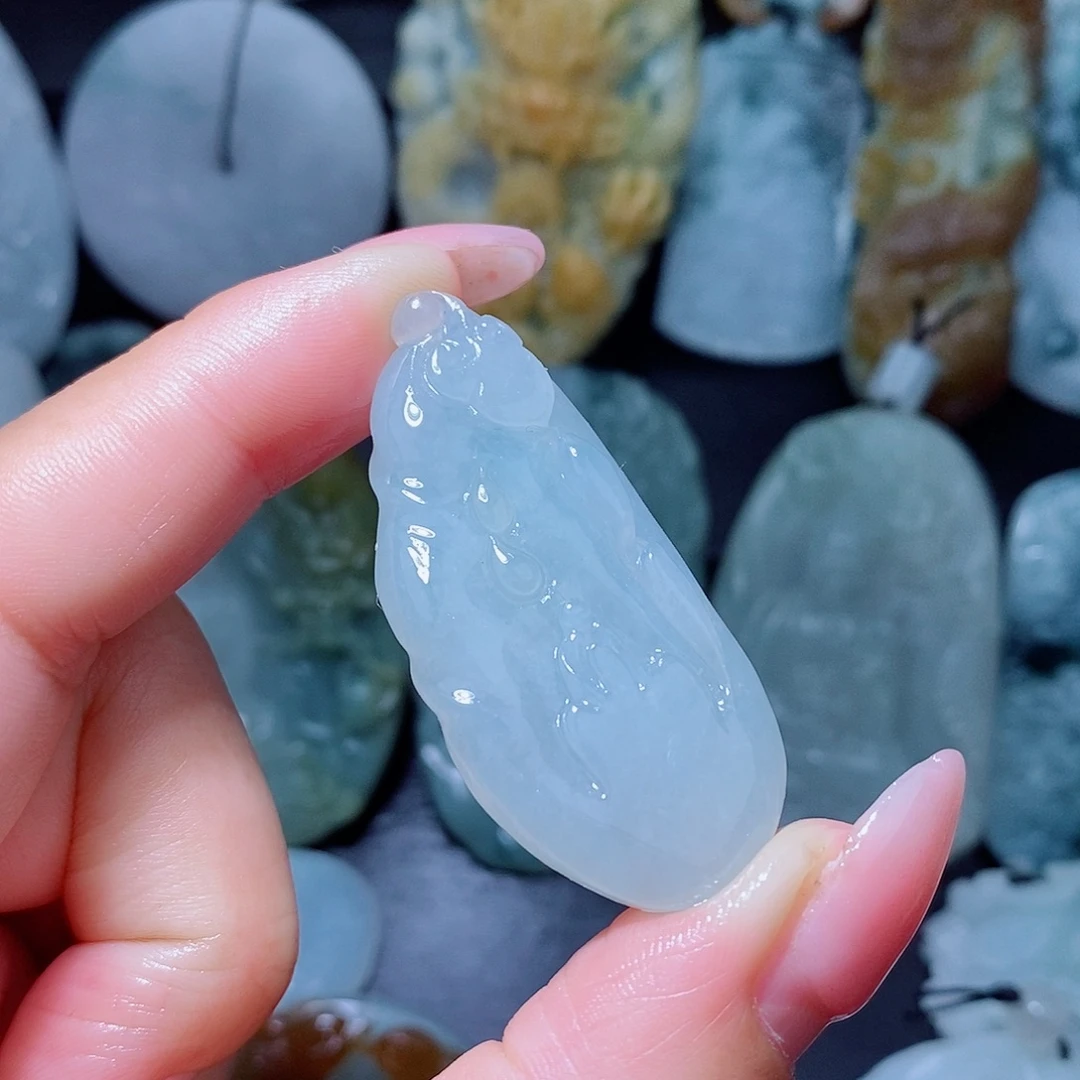 定制翡翠未镶嵌翡翠