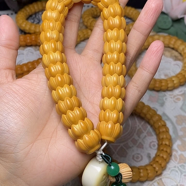 吊坠猴头核桃莲花1617