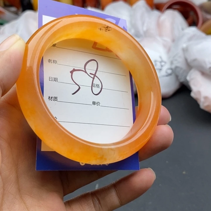 石英质玉未镶嵌手镯